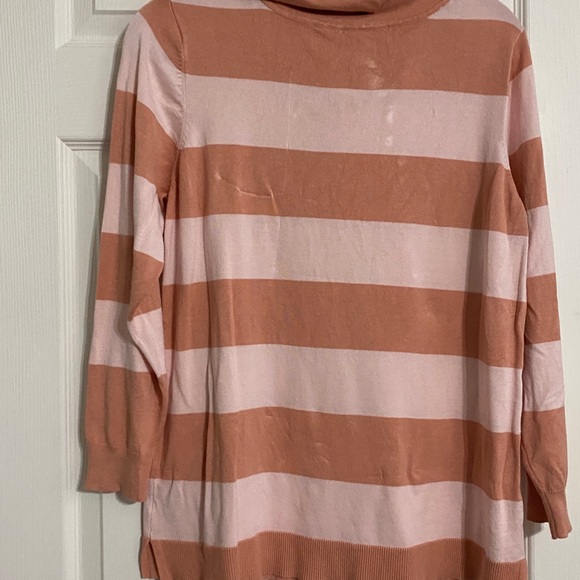 Christopher and Banks tissue weight Spring sweater - Picture 6 of 6